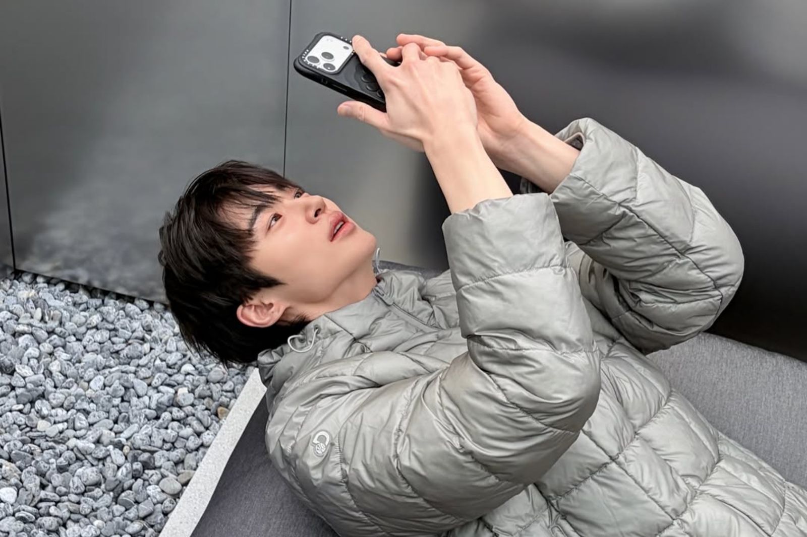邊佑錫私生飯「堵經紀人住處」 公司證實連工作人員都受害:採法律行動