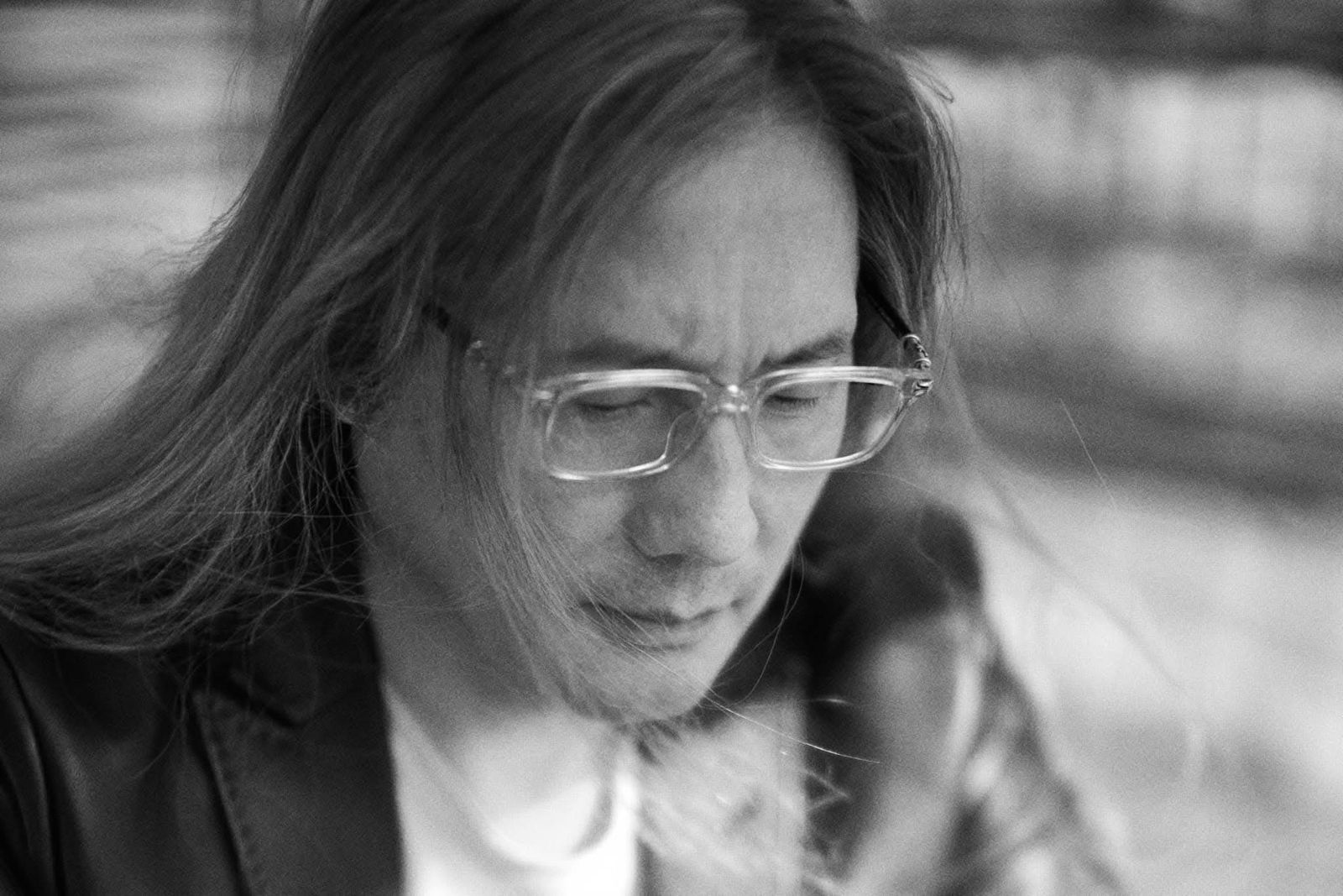包小柏自從女兒過世後就留了一頭長髮。翻攝包小柏臉書