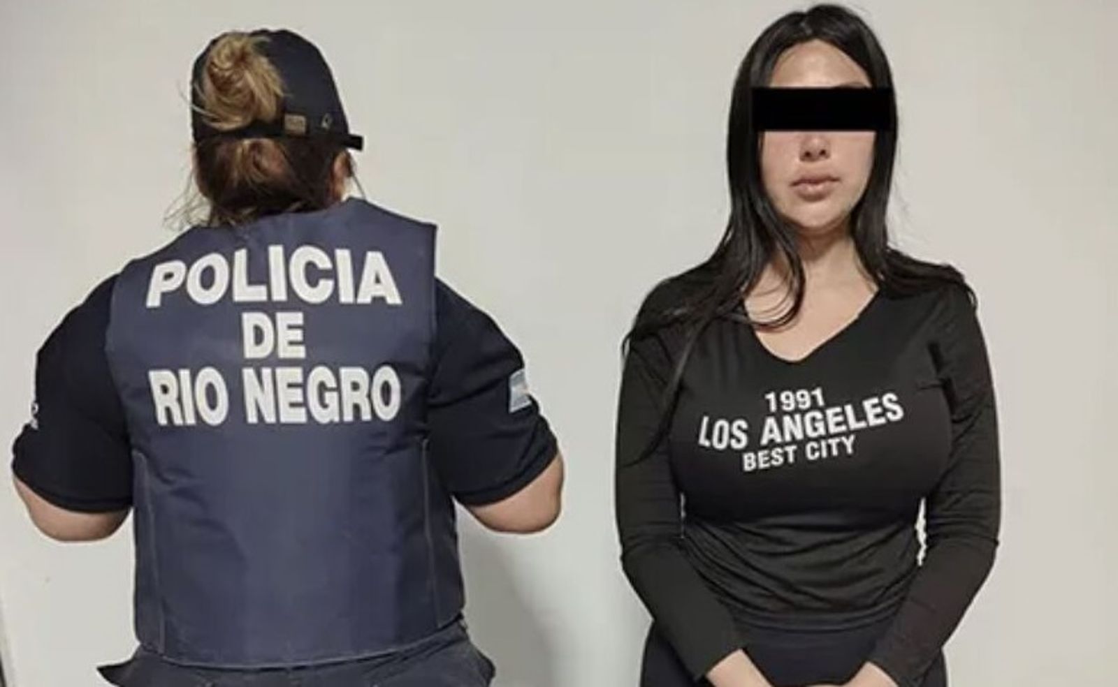 20歲正妹約會下藥洗劫男網友　「超透」拘留照片意外爆紅