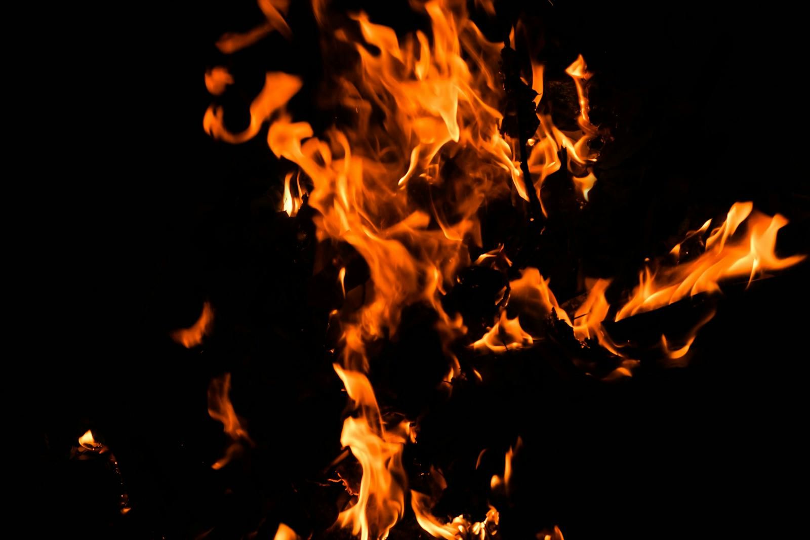 13歲女學生疑遭「打火機點燃」床鋪身亡　警揭疑點：短期內第二起火災