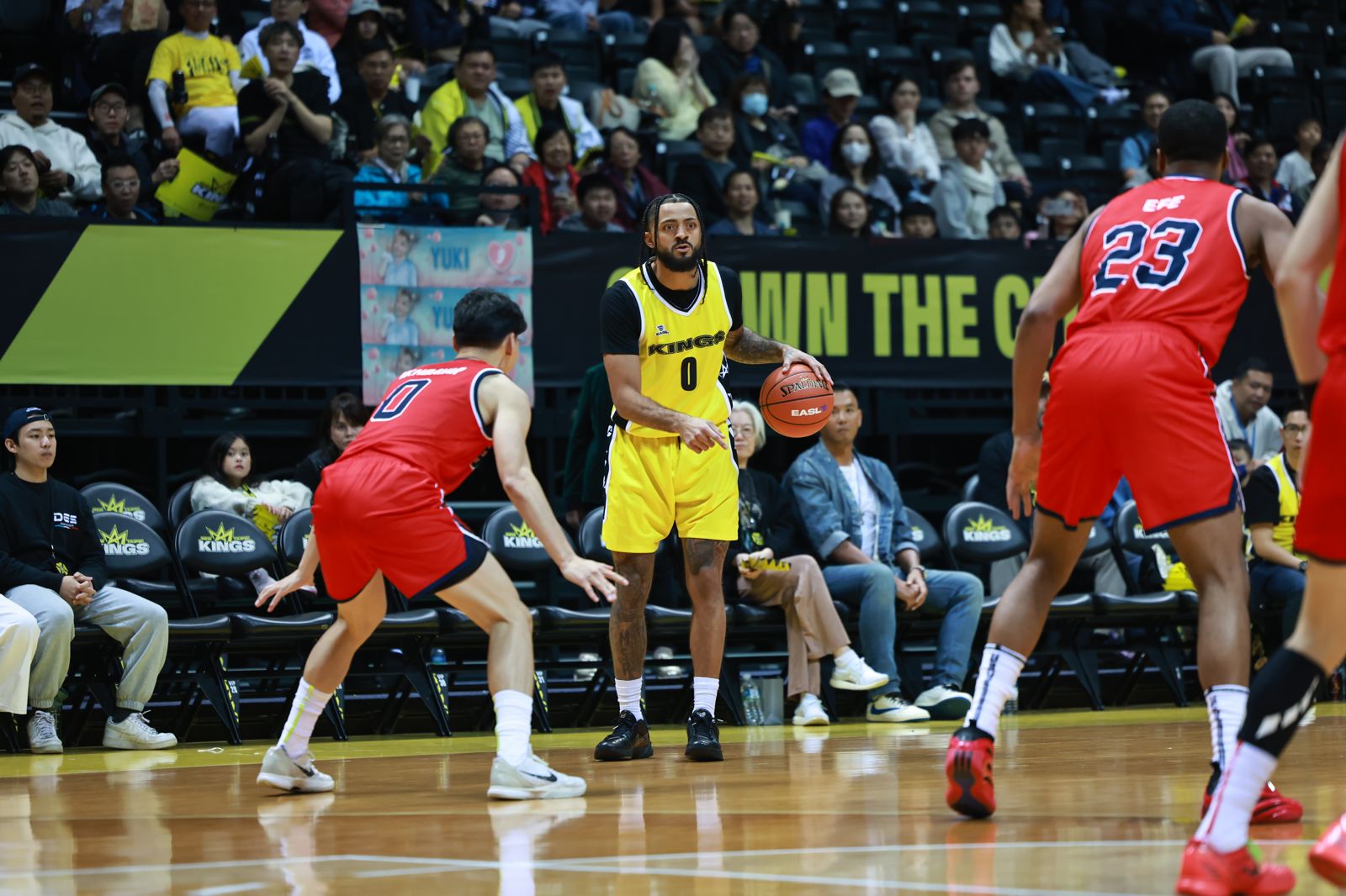 新北國王開箱大成功！杰倫來台首戰東超砍35分　桑尼倒下反激發全隊鬥志