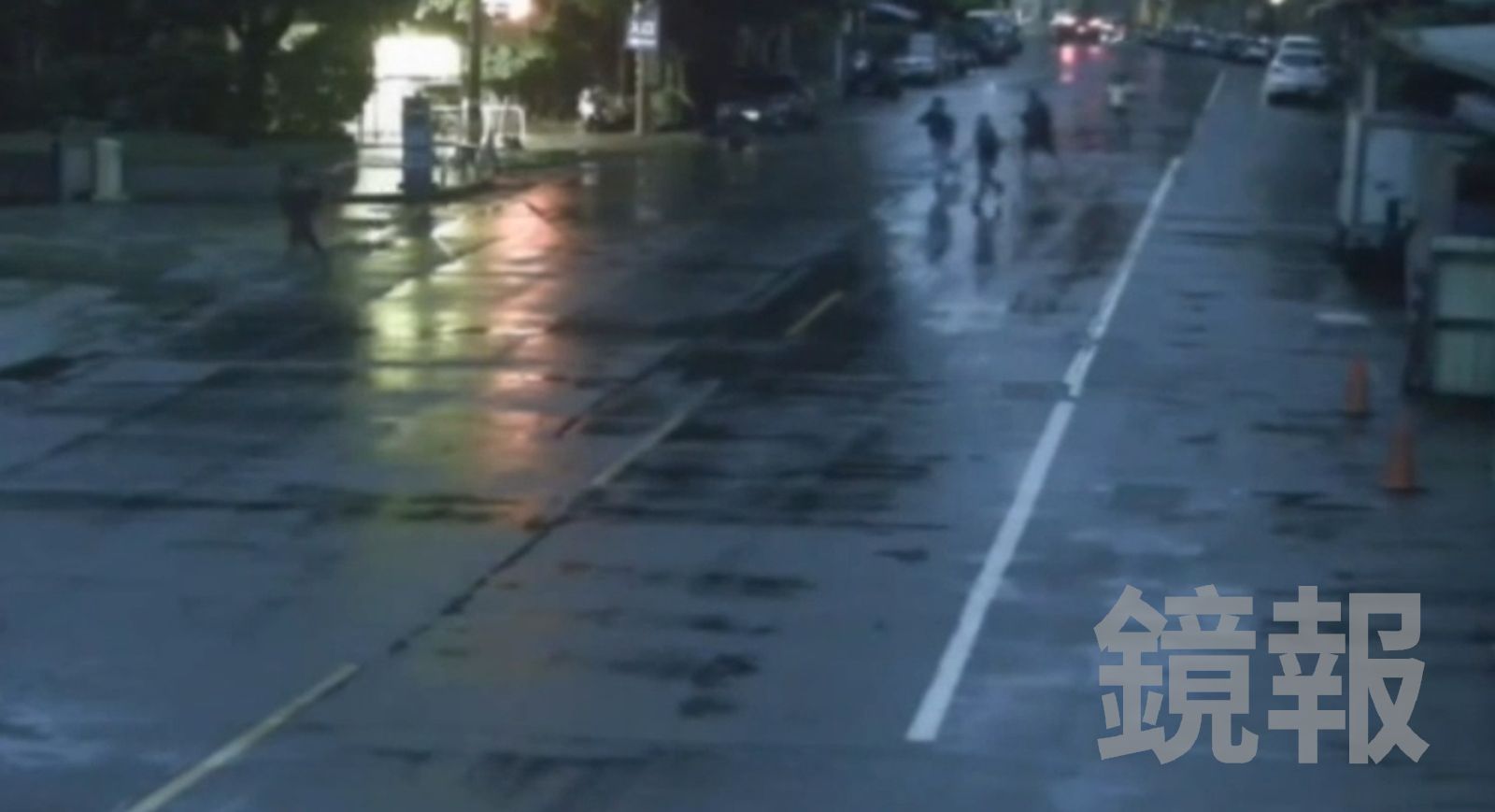 7嫌開槍砍人後鳥獸散。翻攝畫面