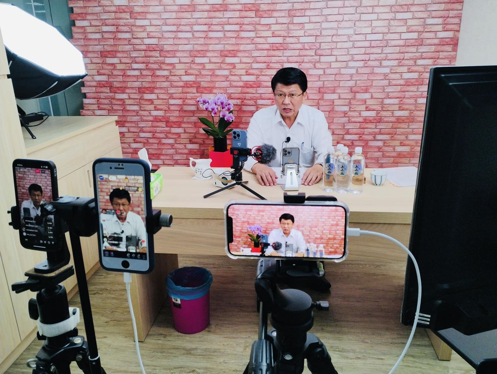 鄭任汶專欄：謝龍介的低端台語不是台南人「氣口」