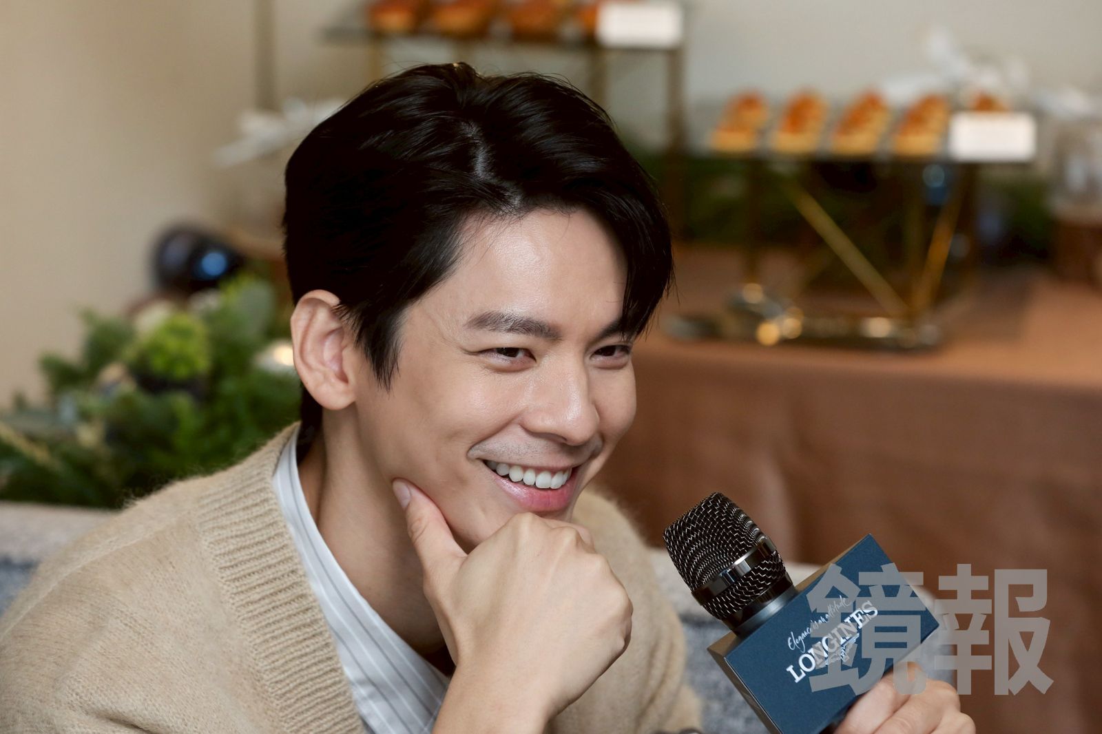 王柏傑、謝欣穎傳復合！林柏宏笑曝王柏傑「光芒萬丈」　爆越南粉絲接機竟拿「這張」照片