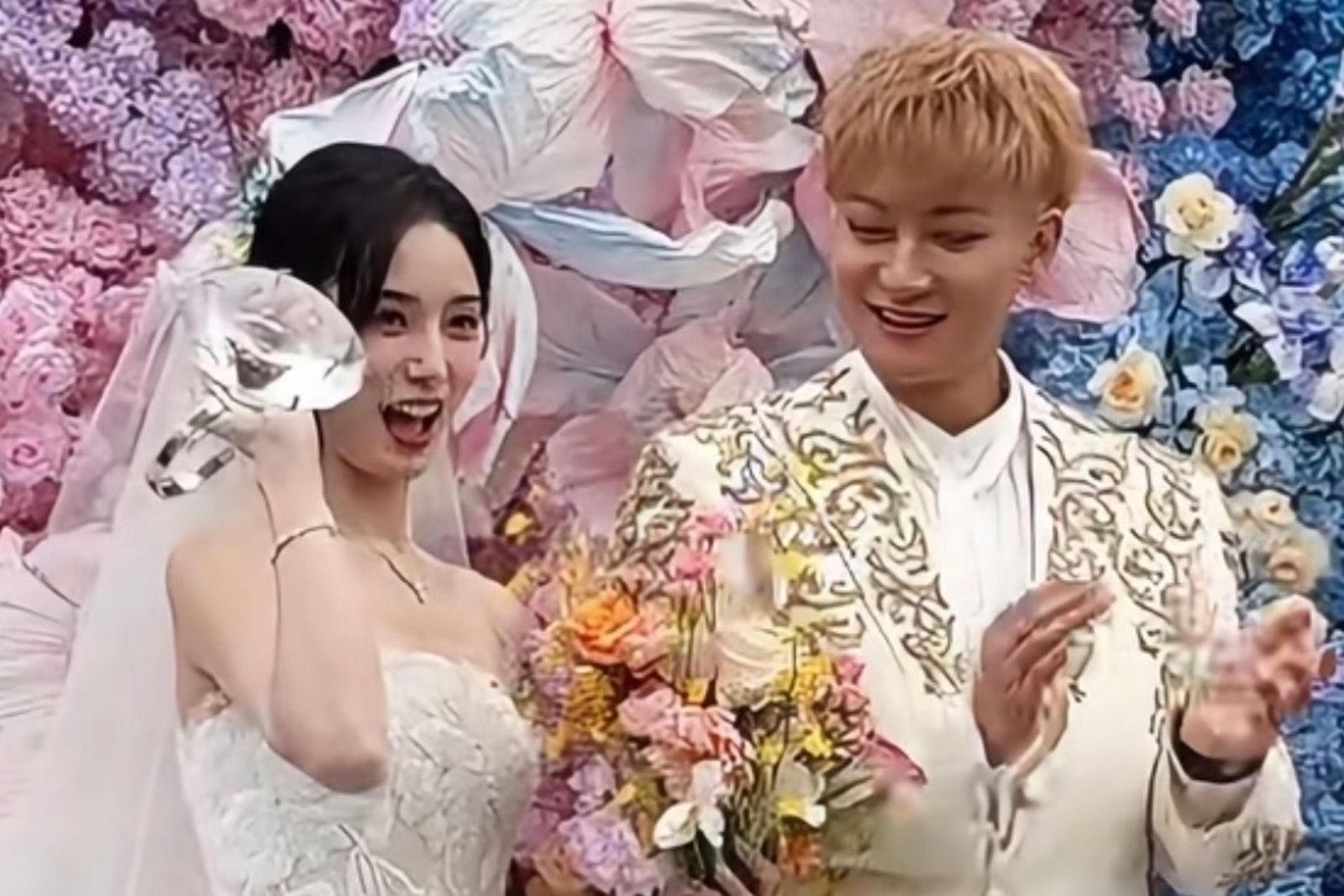 黃子韜、徐藝洋世紀婚禮「500克拉」巨戒吸睛！　捧花得主是他