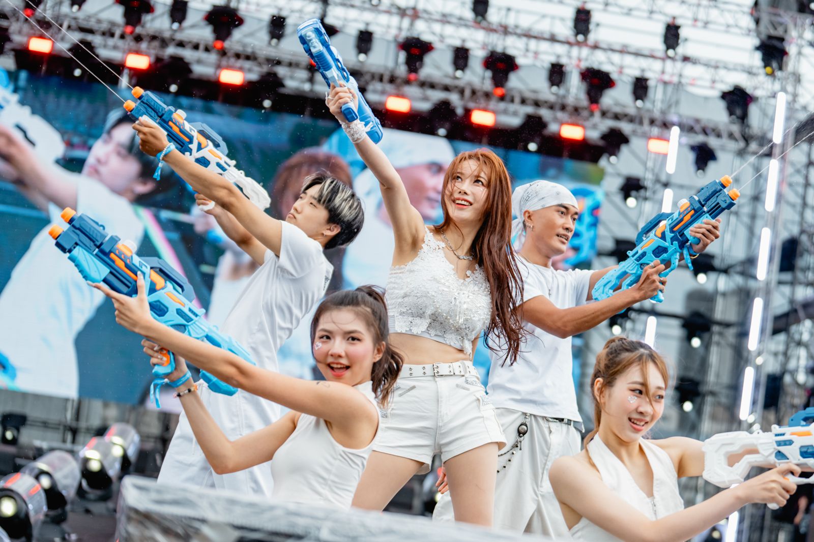 高雄啤酒節／李雅英水槍版〈Baby Shark〉太性感　DJ妖嬌爆乳搶焦點