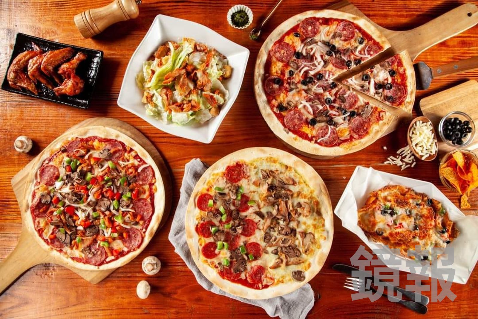 台灣及日韓等亞洲客人習慣2至3人分食1塊披薩，再搭配其他附餐。翻攝Pisa Pizza粉專