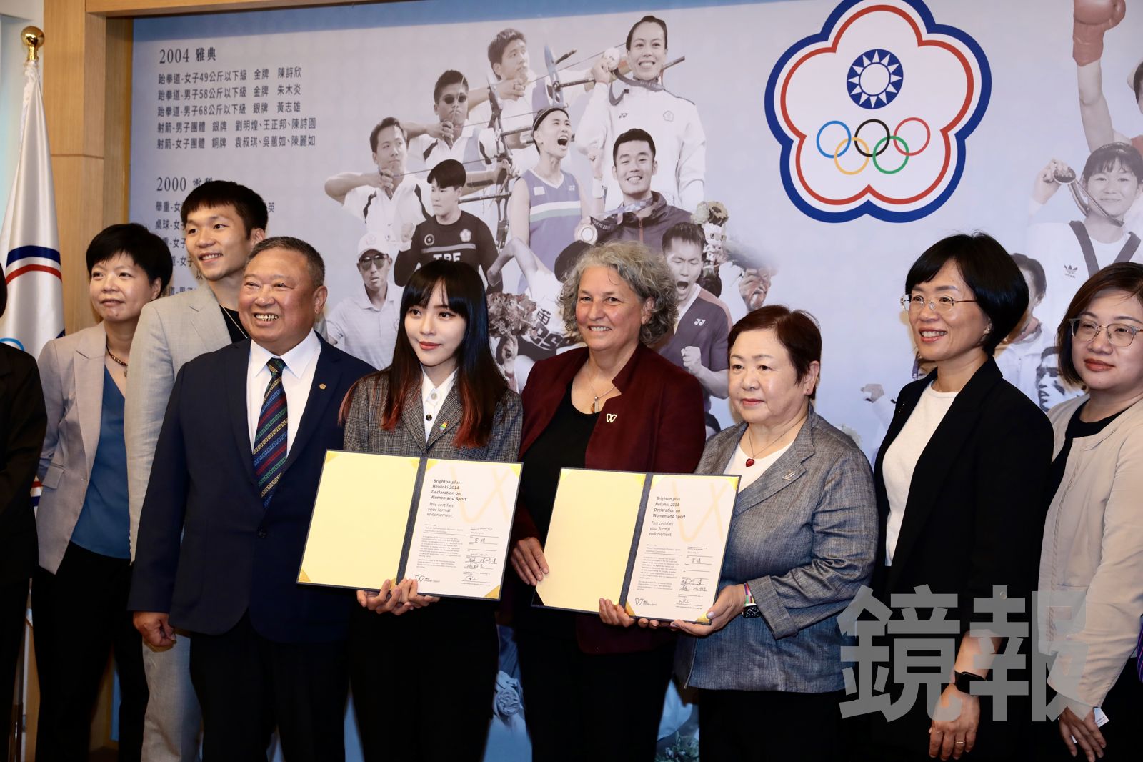 立法院女子運動外交促進會今天（15日）舉行《布萊頓暨赫爾辛基女性與運動宣言》簽署儀式。（圖／林煒凱攝）