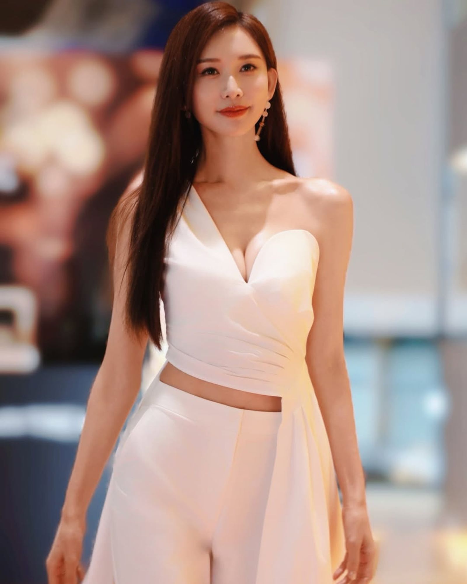 林志玲與AKIRA結婚6年育有一子。翻攝林志玲IG