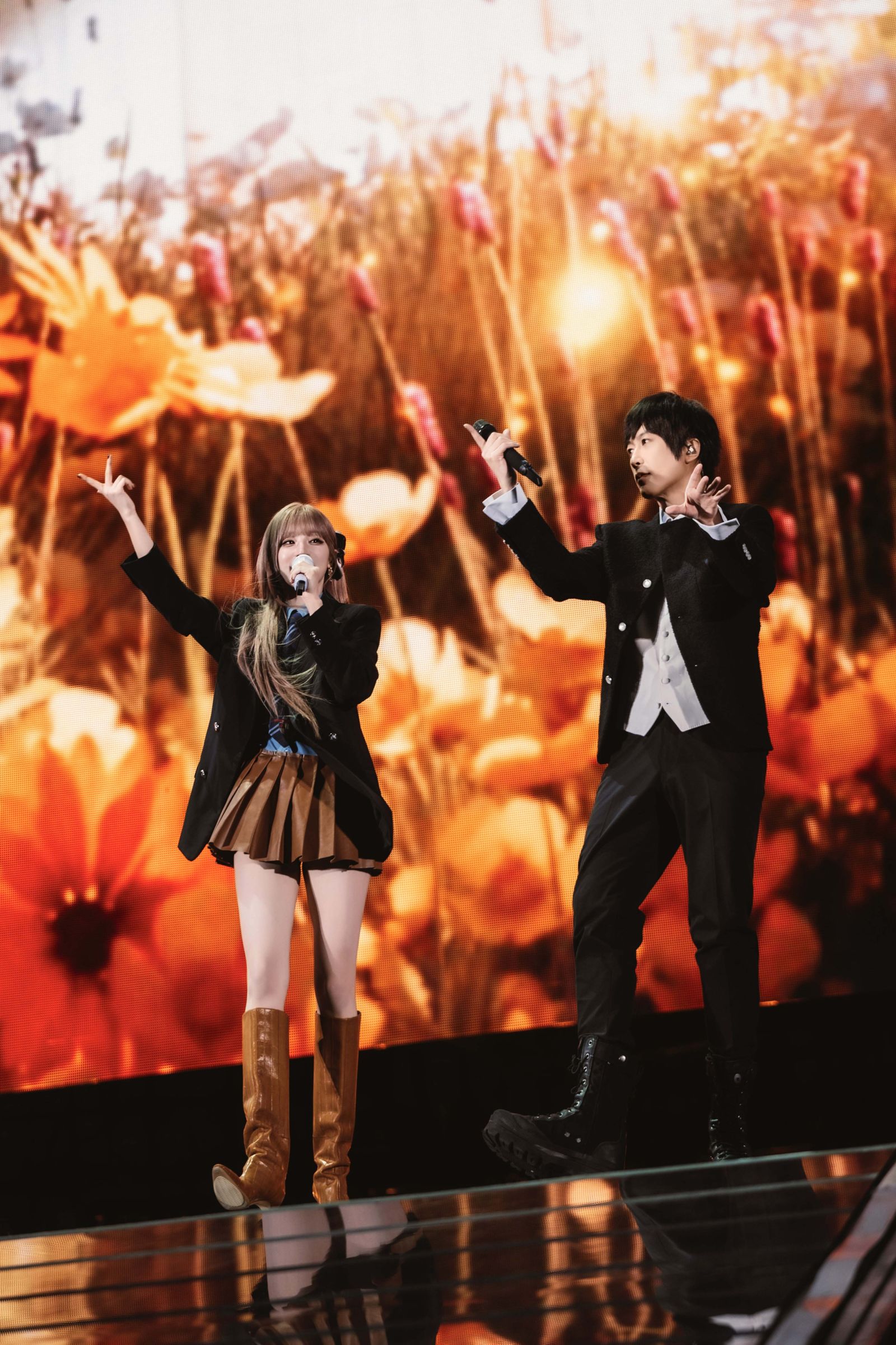 五月天邀請宋雨琦擔任上海場演唱會嘉賓。相信音樂提供