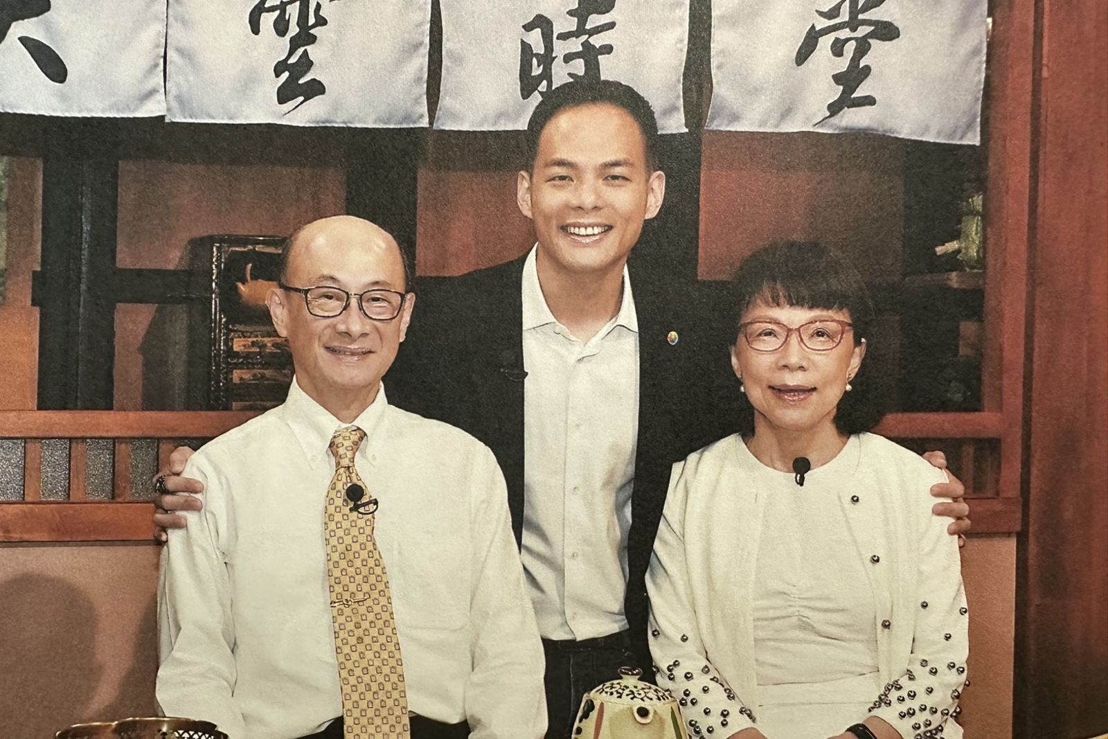 穿破內褲省冷氣、隨手畫哪吒好驚豔！林之晨談父親林芳郁最真實的一面