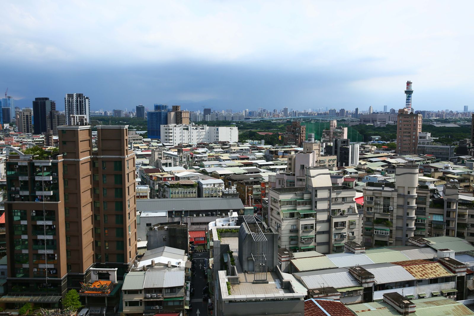 年輕人購屋壓力大!較十年前房貸多扛350萬 這都房貸金額增幅最多