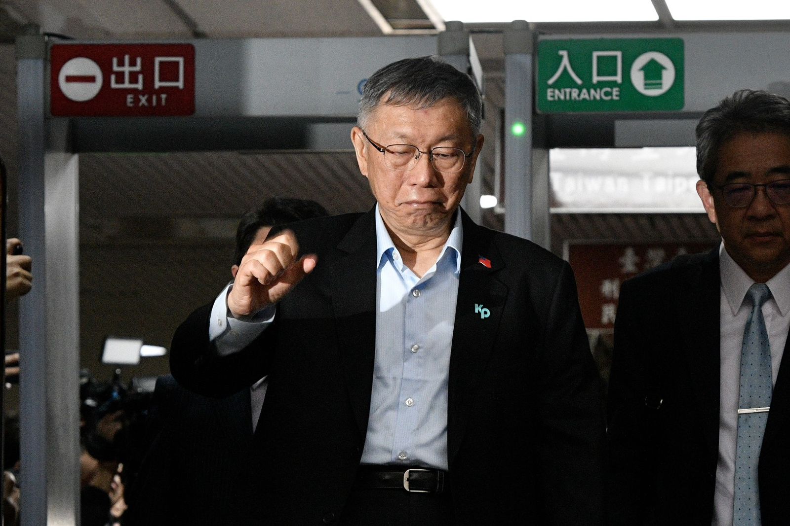 柯文哲收賄210萬是重判17年關鍵　「小沈1500」證據不足！法官不入罪
