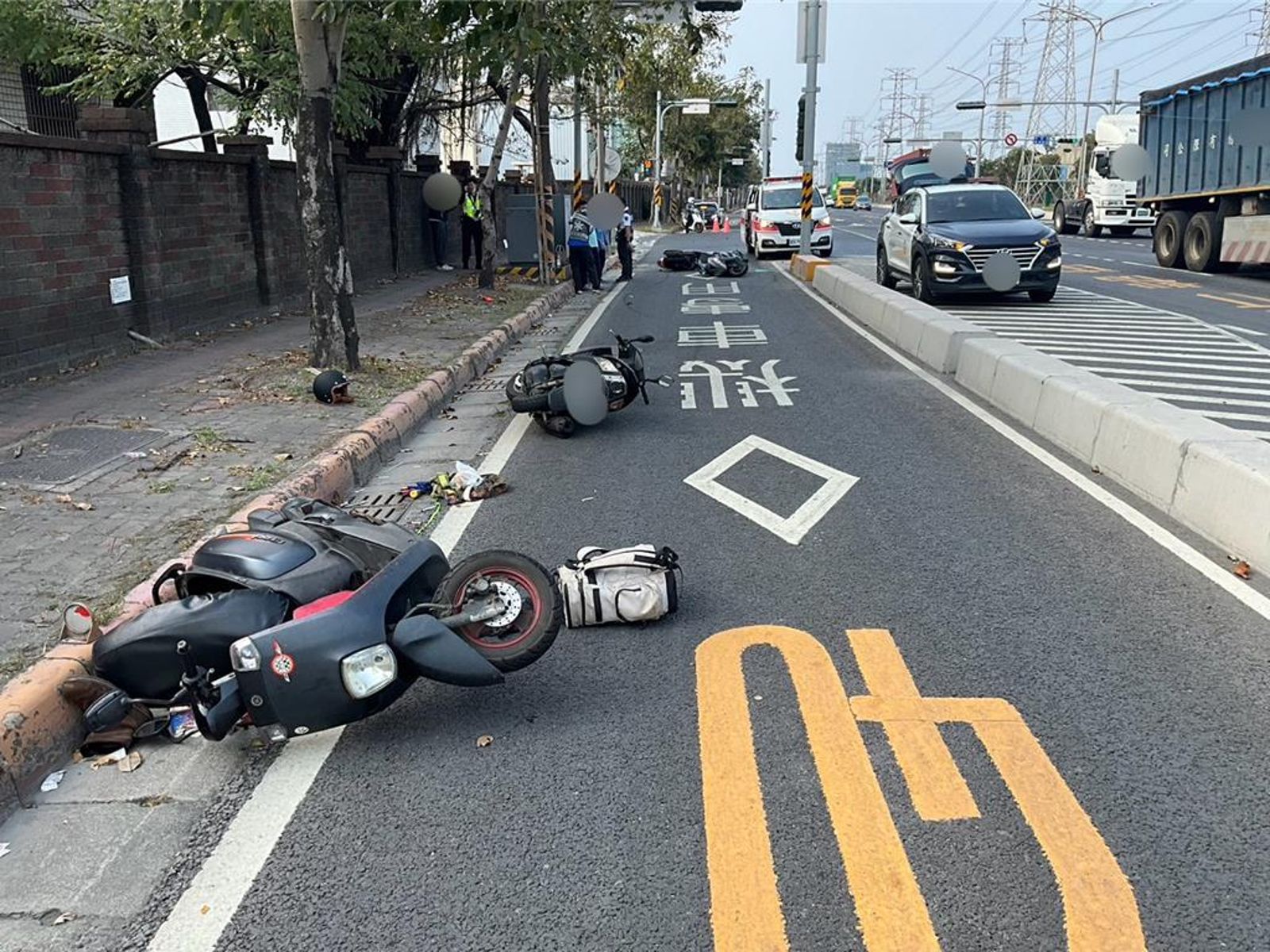 水泥廠外連環摔！27歲父重傷昏迷「孩子在等他」　恩師發文求真相：不只是水痕