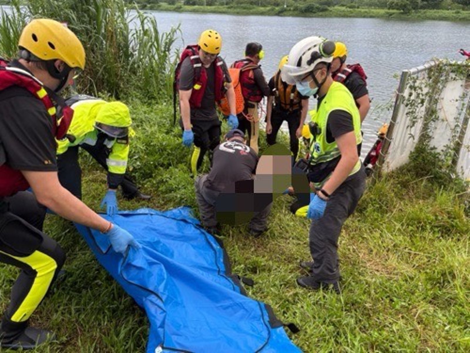 蘆洲微風運河驚現浮屍 男性死者身分不詳
