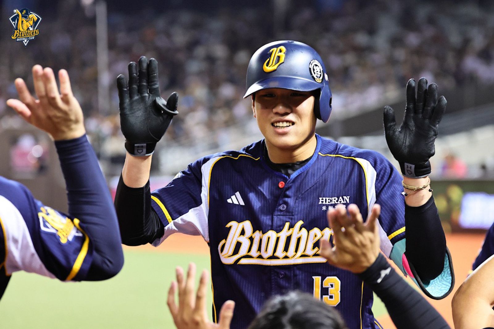 中職/許庭綸首轟助兄弟逆轉桃猿 平野惠一:天堂家人的守護給他力量