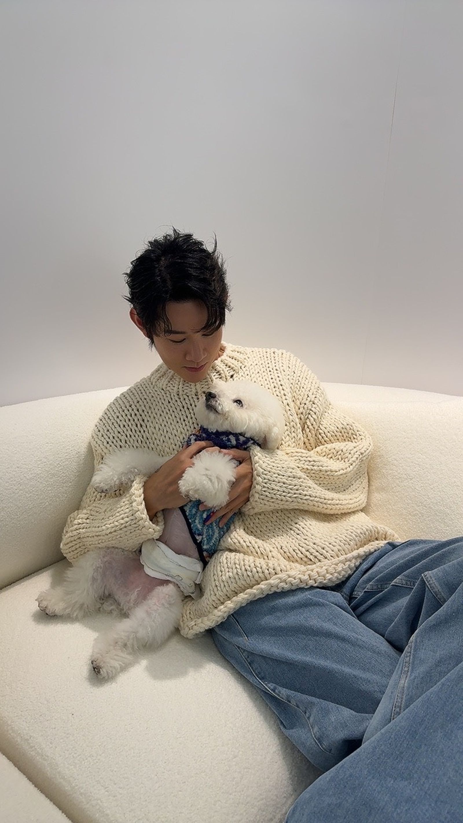 夏和熙愛狗成痴。三得利提供