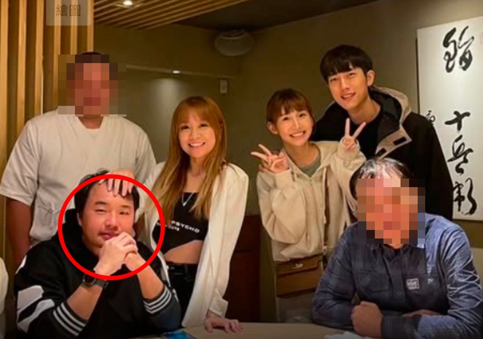 韓秉融夫妻曾和范姜、粿粿家人聚餐。翻攝IG@ftvinohan