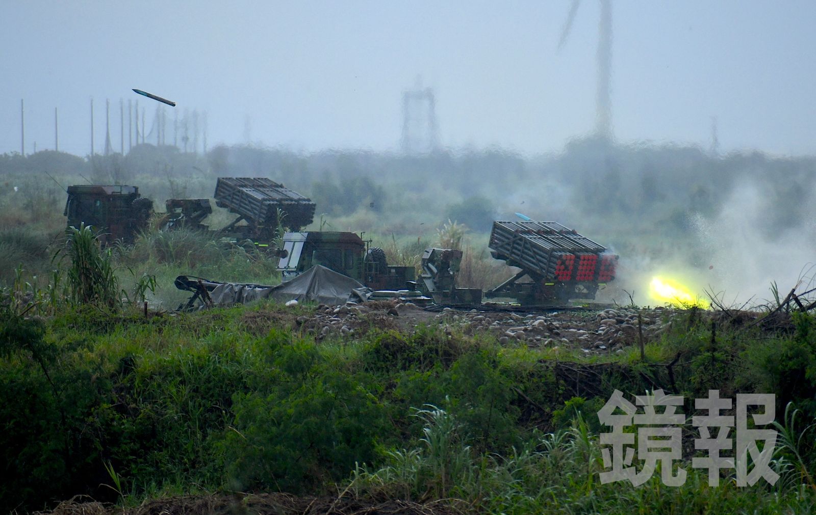 雷霆多管火箭射擊「一發未發火」 軍方:墜落距離安全、交中科院分析