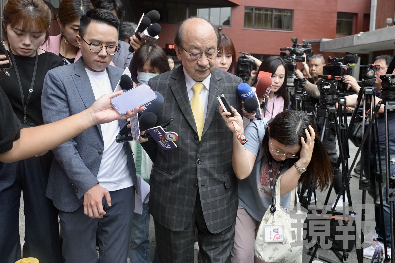 民進黨團明早在議場內開黨團大會　周玉蔻直呼「柯總召的逆襲」：薑是老的辣