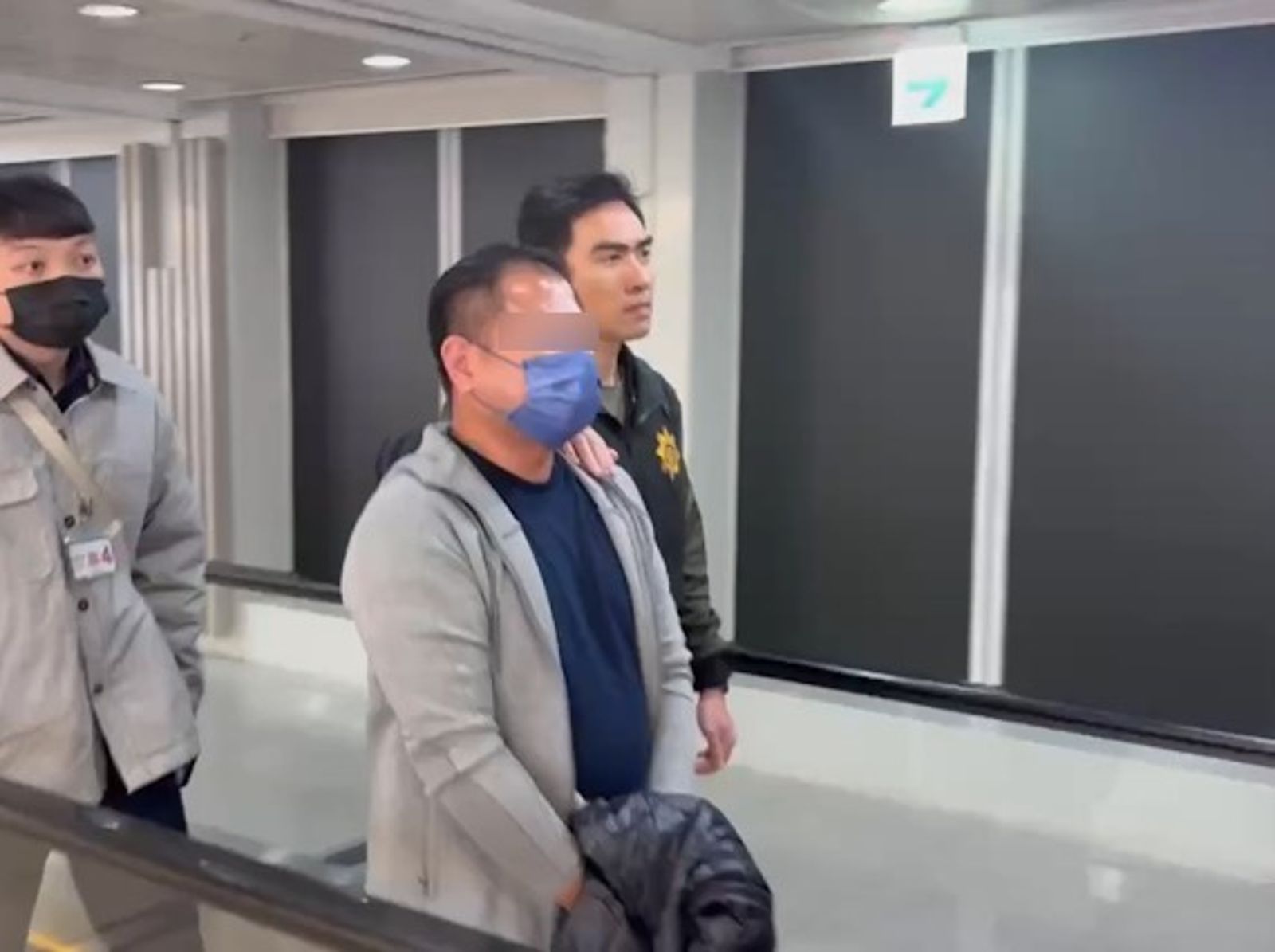 抓到了！天母命案「重大殺人犯」逃印尼當小老闆14年　雅加達被逮押回台