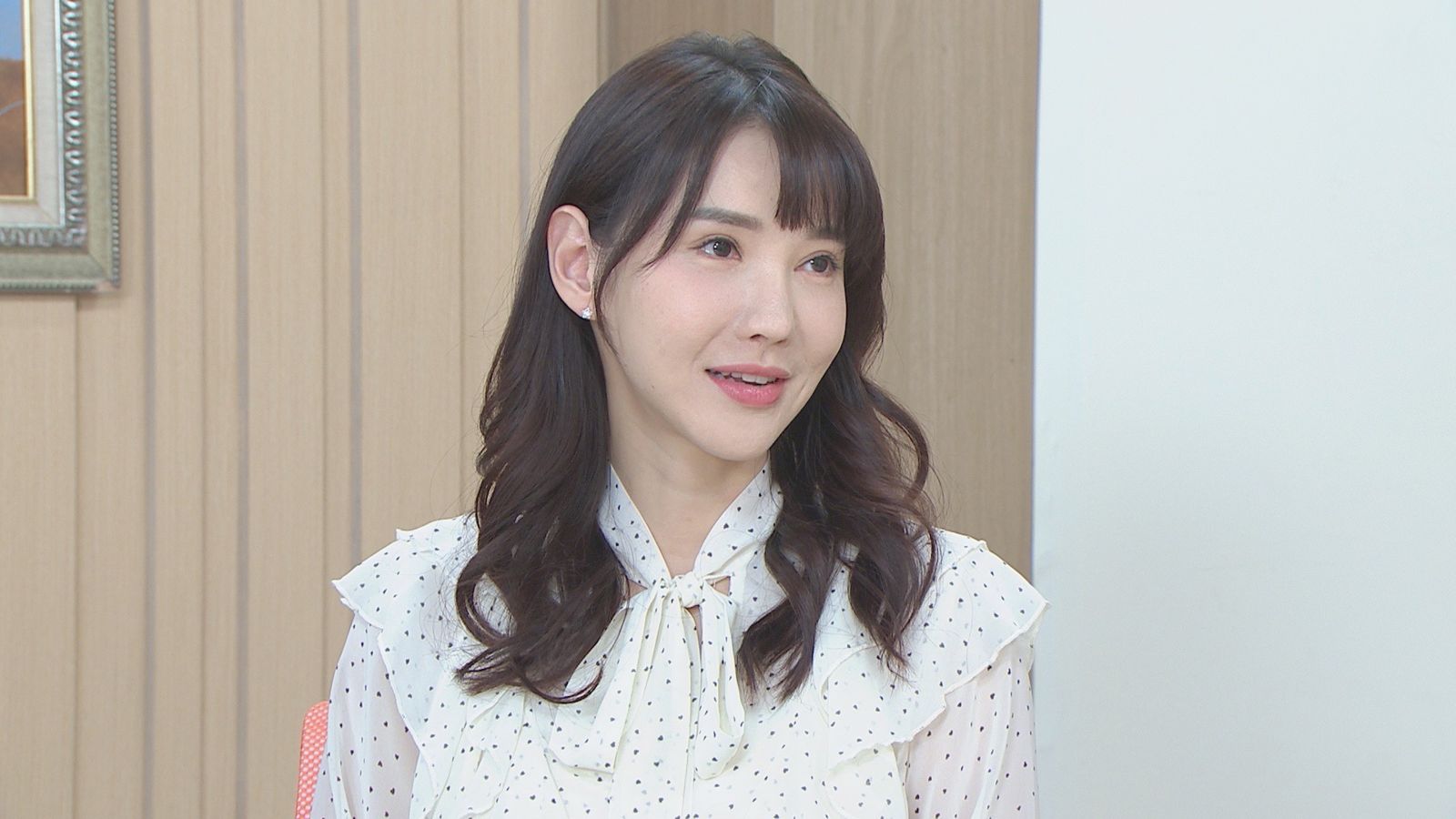 快訊／ 8點檔女星深夜車禍　車頭全毀驚悚畫面流出急報平安