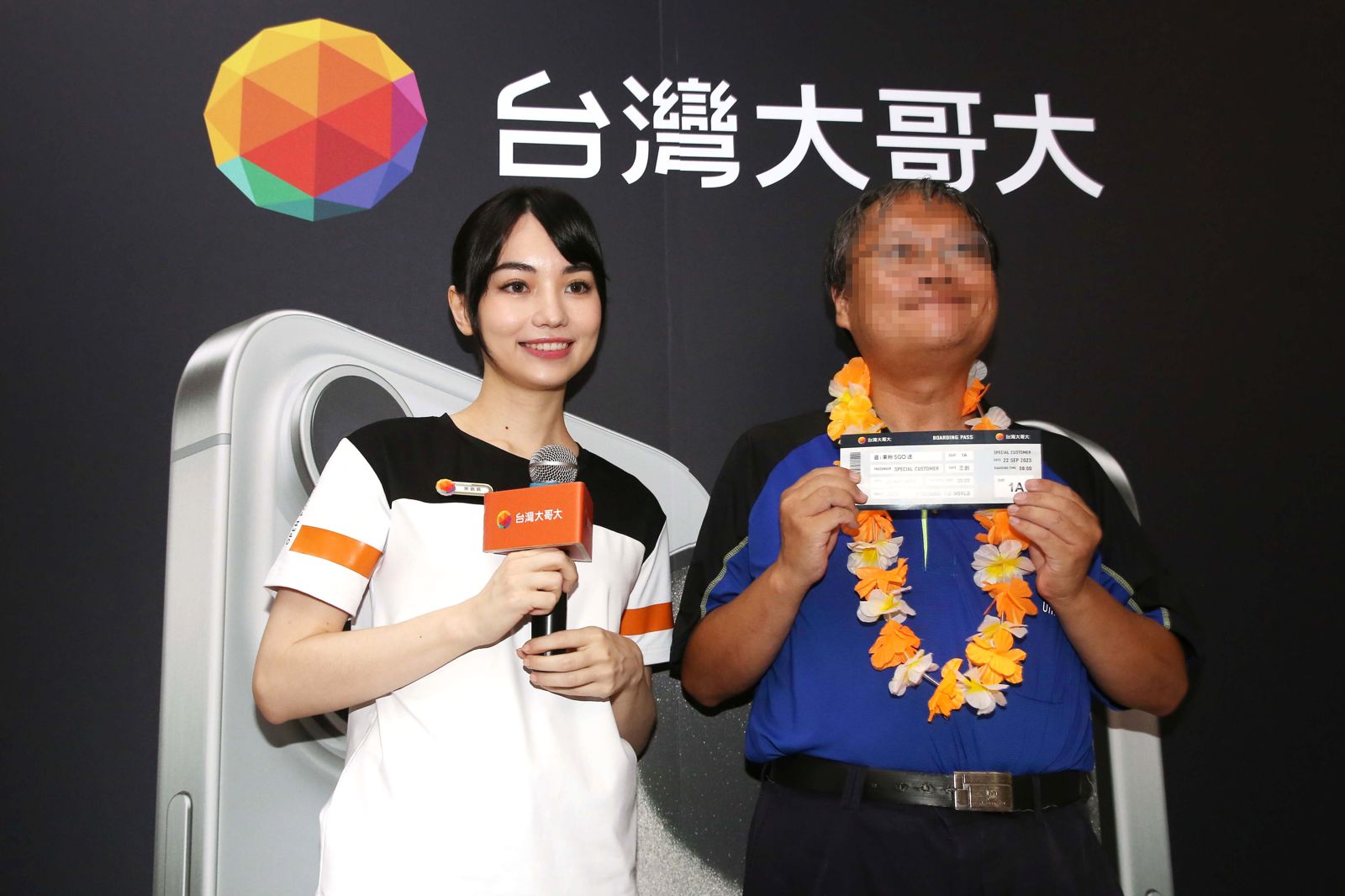 汶汶遭持刀攻擊!52歲割頸凶嫌遭起底是「iPhone頭香哥」 曾為黑嘉嘉夜排嗨喊:像考第1名