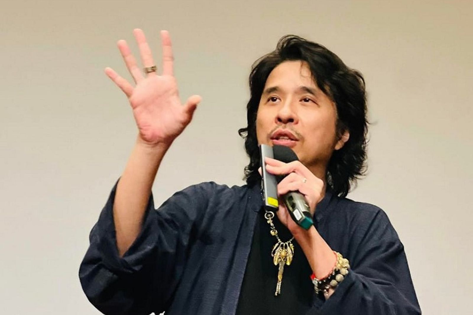 葉丙成涉洩露性平案個資 北檢火速分案調查