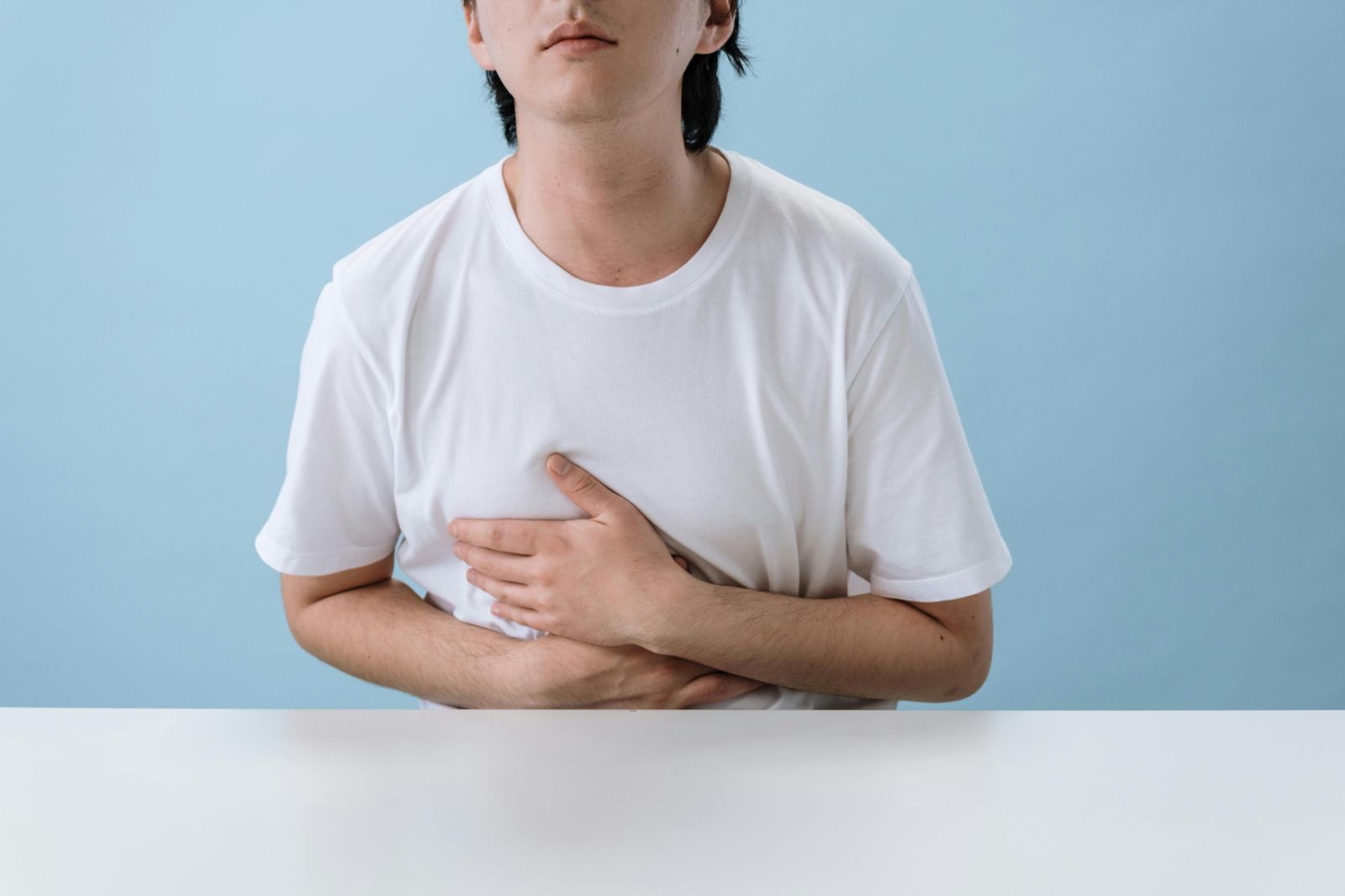 67歲男「胃完全不痛」!醫師苦勸做胃鏡 竟揪出0.7公分胃癌前病變