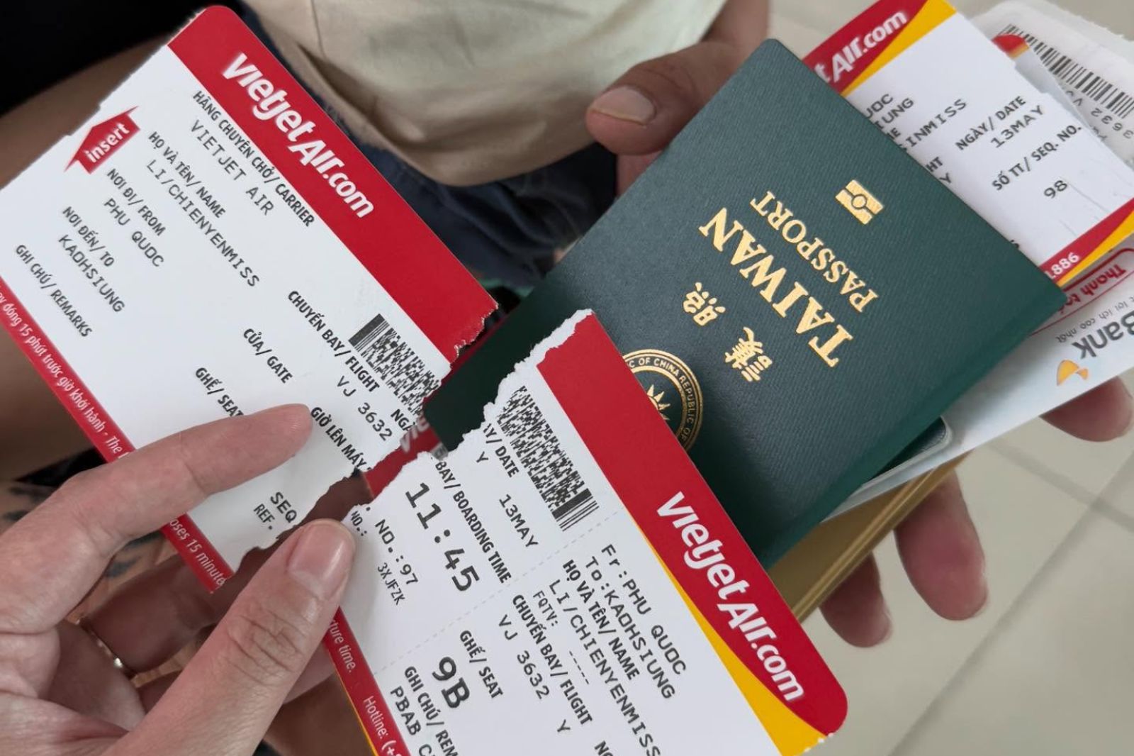 去越南玩！回國竟遭海關「撕毀機票」　還嗆：別想回家