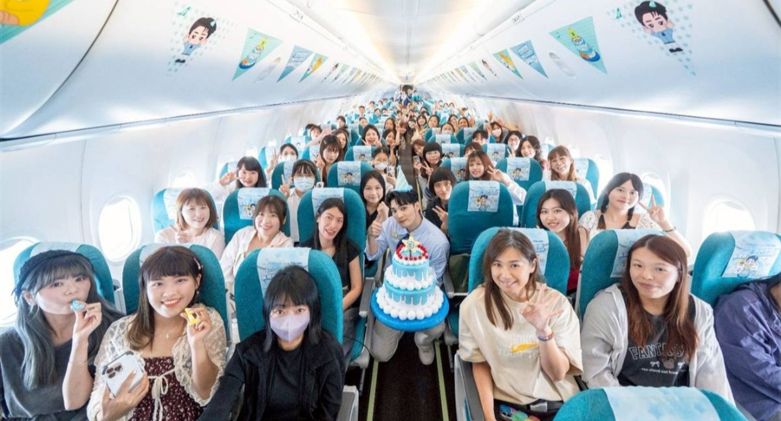 黃偉晉幽默主持見面會。源活娛樂提供