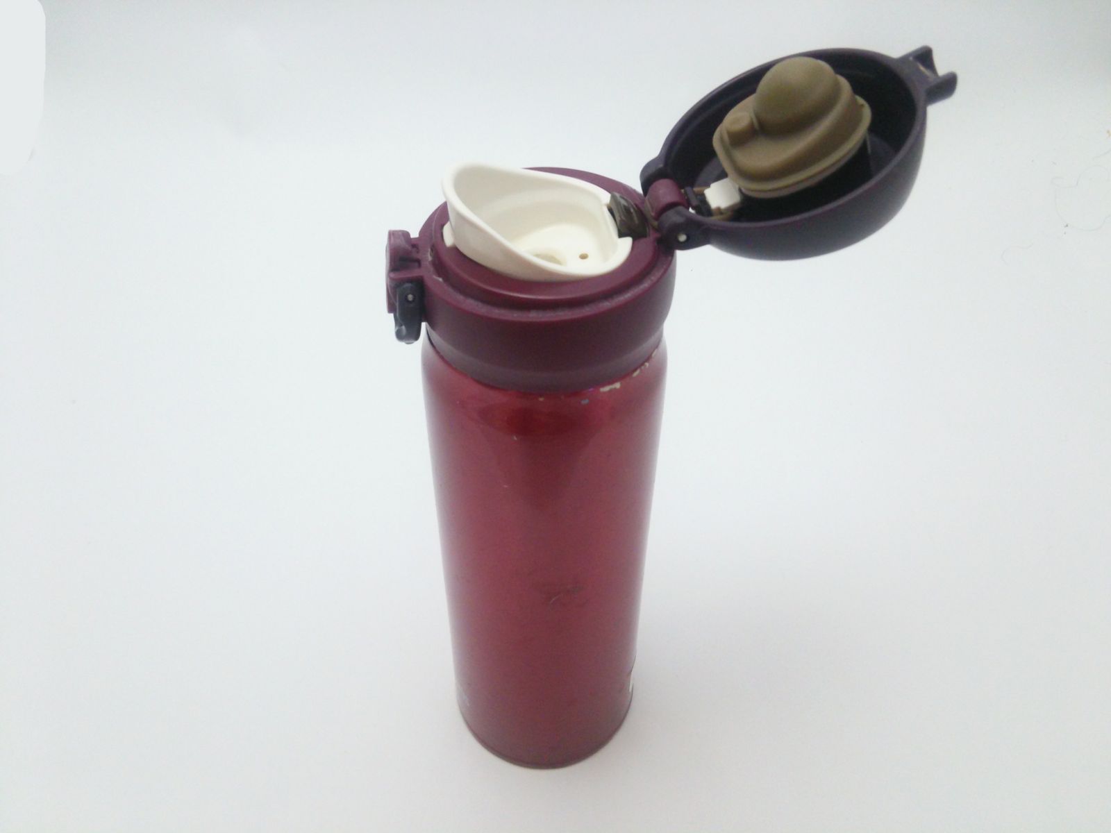 注意！「這4種飲品」不能裝保溫瓶　醫：有5狀況就要丟掉了