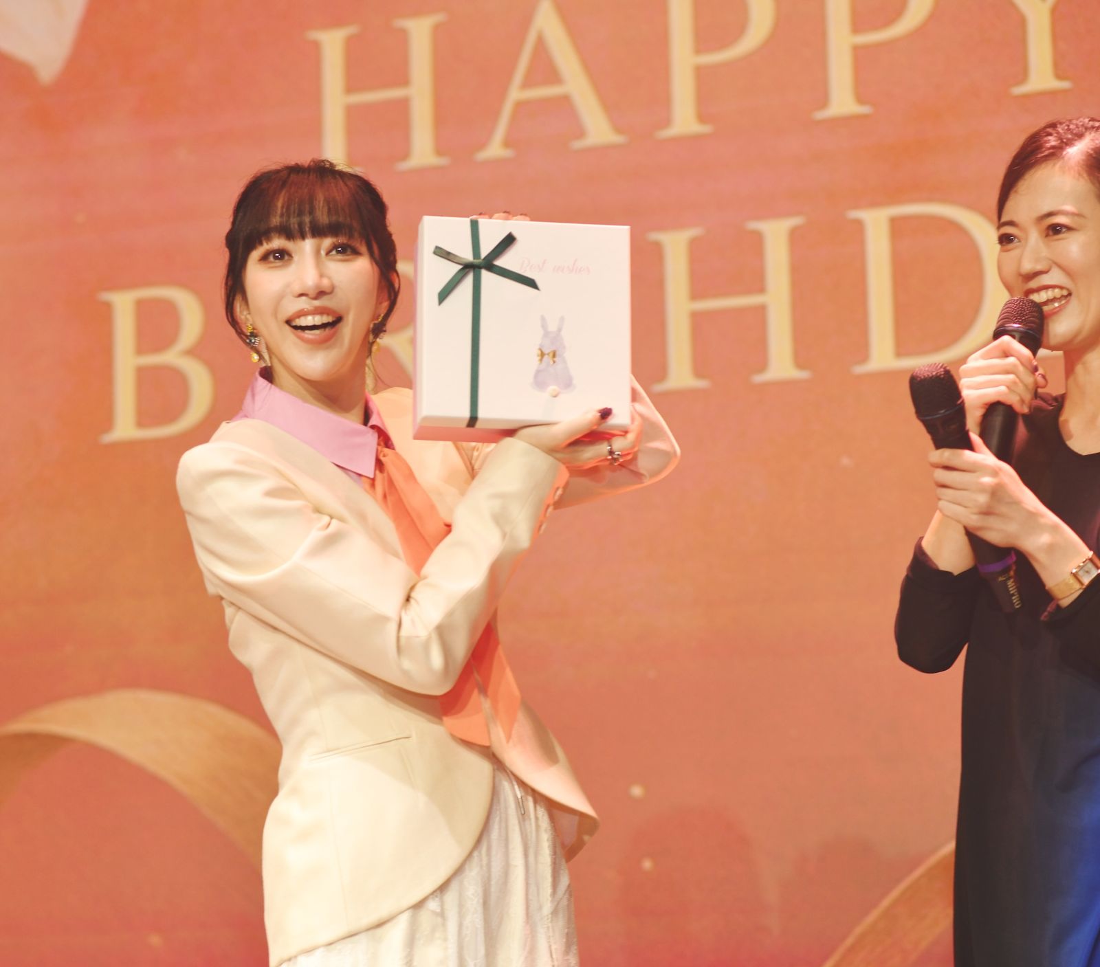 美彌瑠璃香首次來台，對台灣的一切都覺得新奇。煌月藝術文化提供