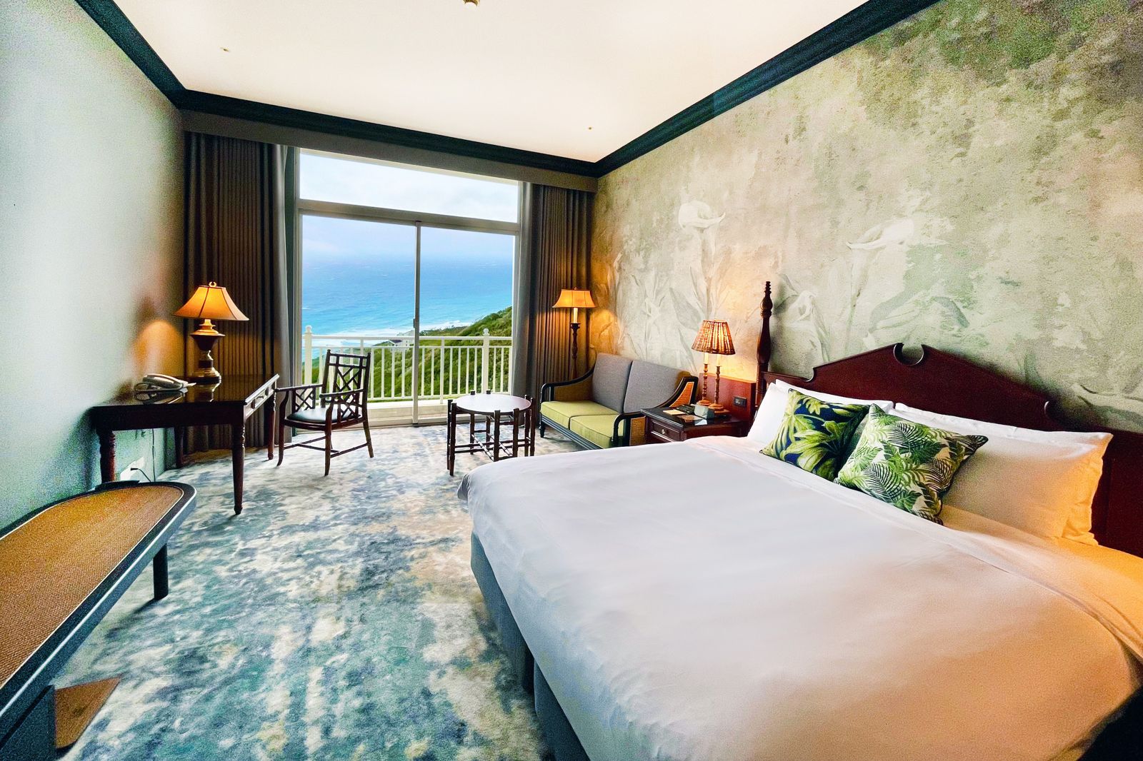 走完白沙屯、大甲媽祖別急著回家！出示進香照直接升等豪華海景套房