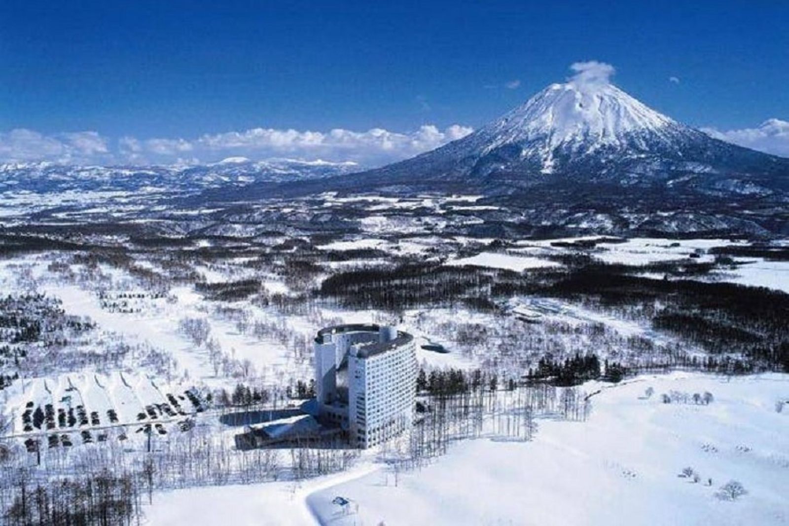 冬天到北海道二世谷滑雪　日本人根本不去！控外資濫伐充斥中國客