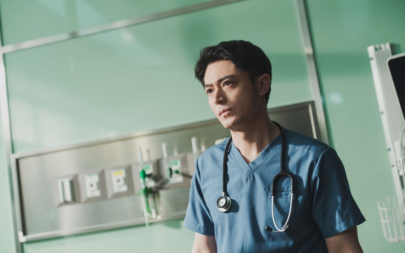 霍建華回歸台劇超帥劇照曝光 導演狂讚:是個「奇兵」!最看重這2點隱藏特質