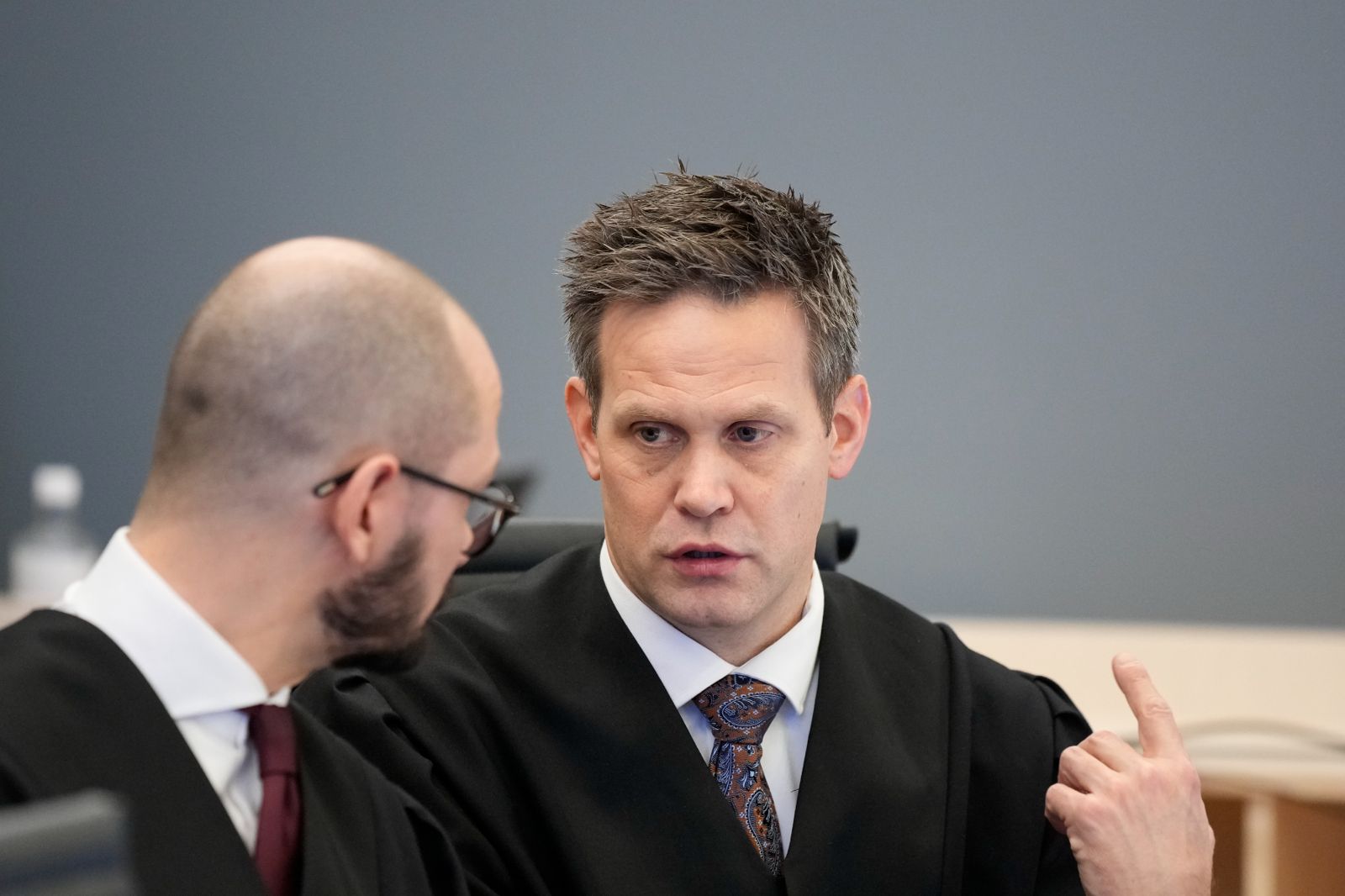 挪威王室又爆醜聞！王儲繼子涉「性侵、偷拍」　檢方求刑7年7月