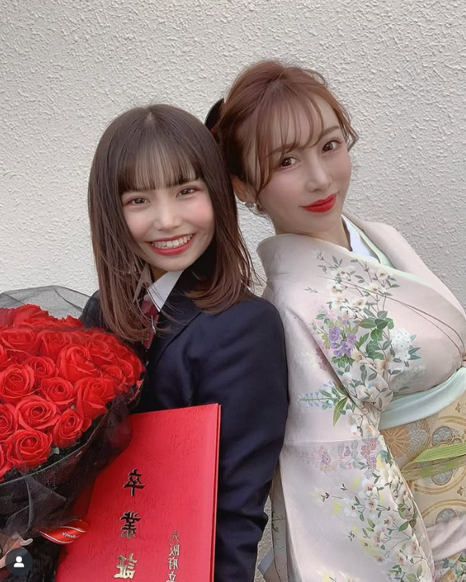 Yuka(長髮)14歲生下女兒(短髮)。圖/翻攝IG@yuka_o999