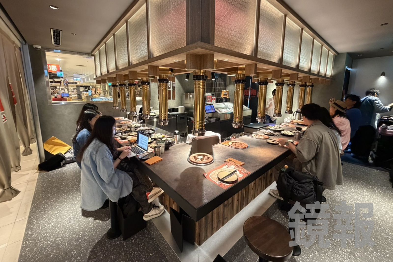 「和庵燒肉株式會社」主打一人一爐的單人式燒肉。