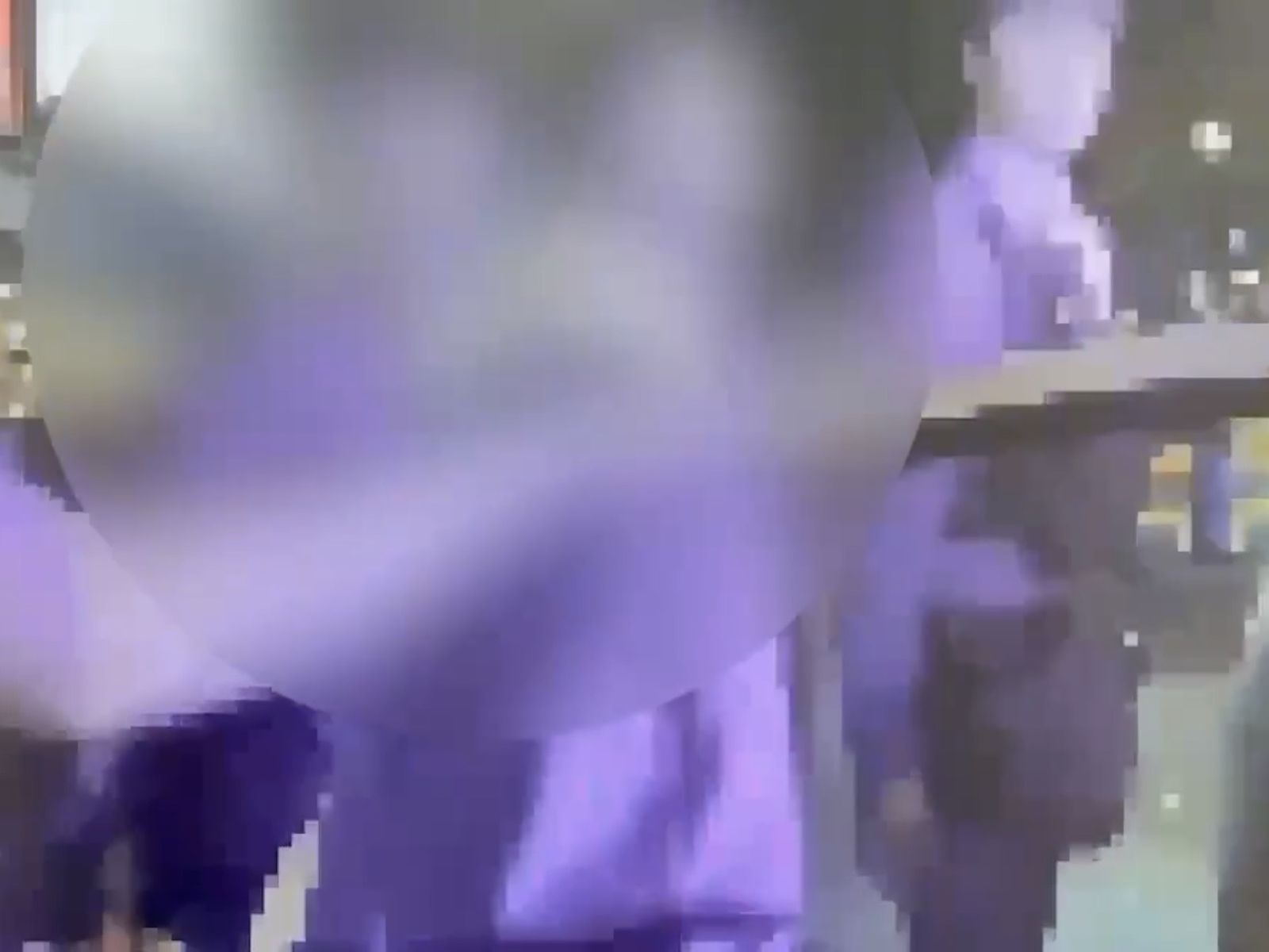 收假不收心！酒店左擁右抱變「網內互嗆」　續攤下一站...派出所