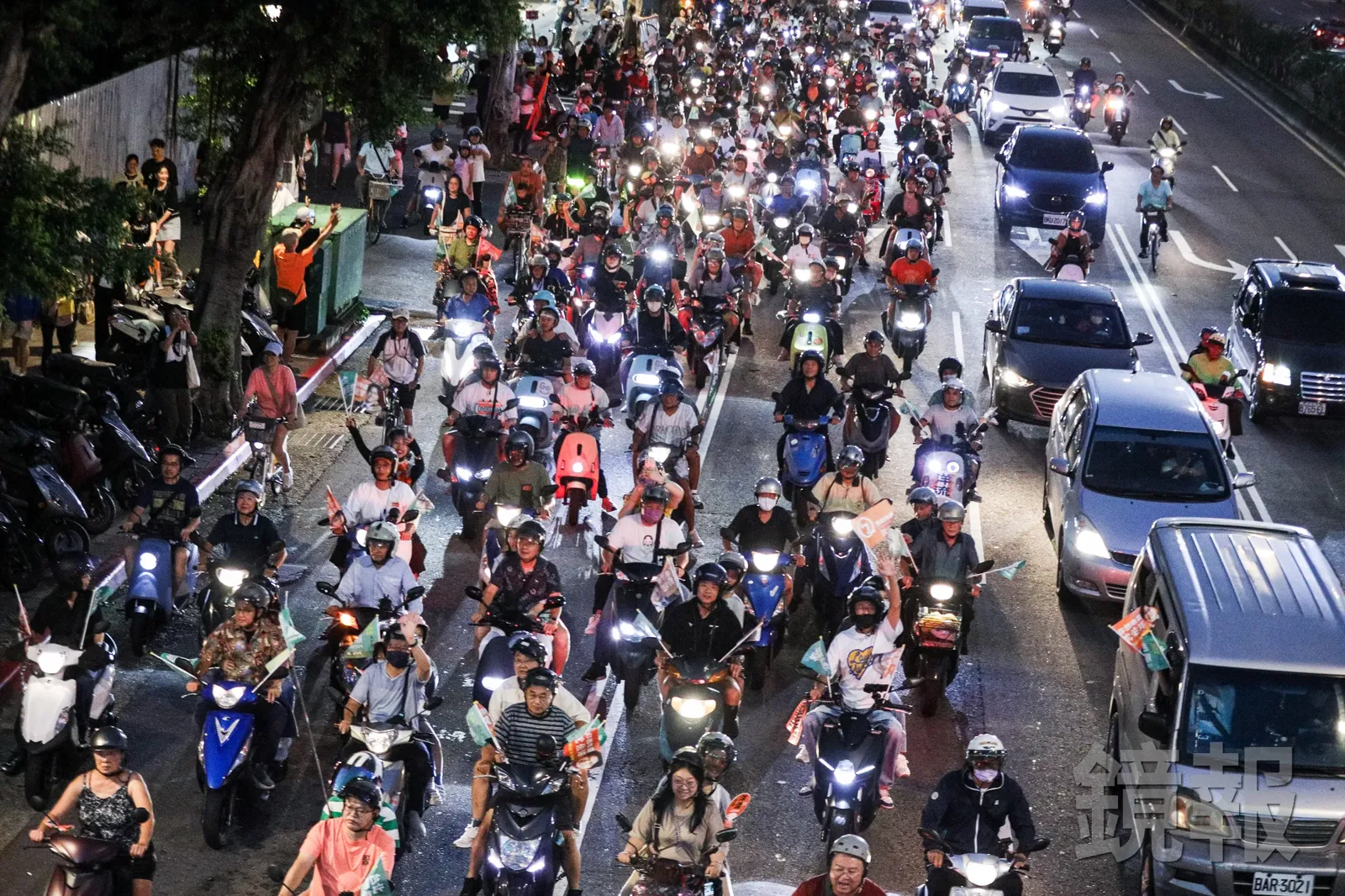 公路局配合交通安全月推出零違規抽獎活動,鼓勵機車族養成安全駕駛習慣,活動累計報名人數接近170萬人。示意圖/鏡報
