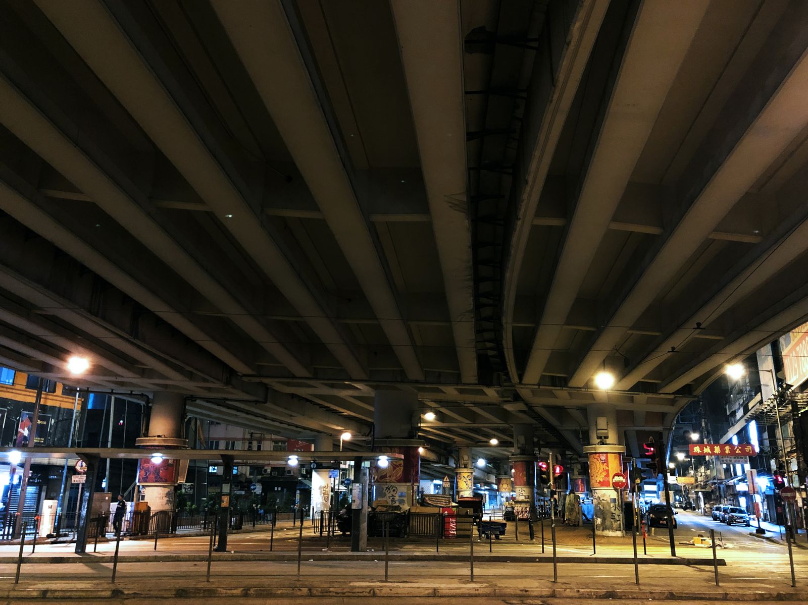 「我像擺地攤的人在拍電影」　蔡明亮五部曲線上開展突圍演算法