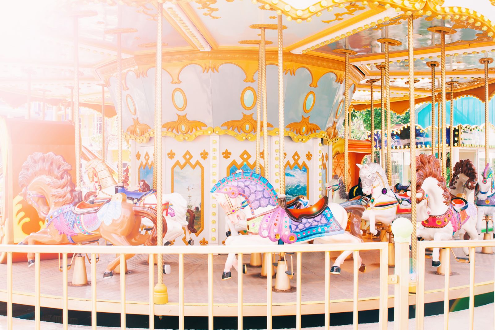 為190元門票害女兒大哭！他嘆「我不是完美的爸爸」網吵翻...內行揭樂園慣用手法