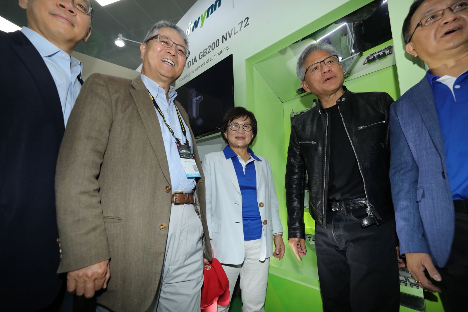 黃仁勳來台必會拜訪重要供應鏈，圖為緯創董事長林憲銘與緯穎董事長洪麗寗。