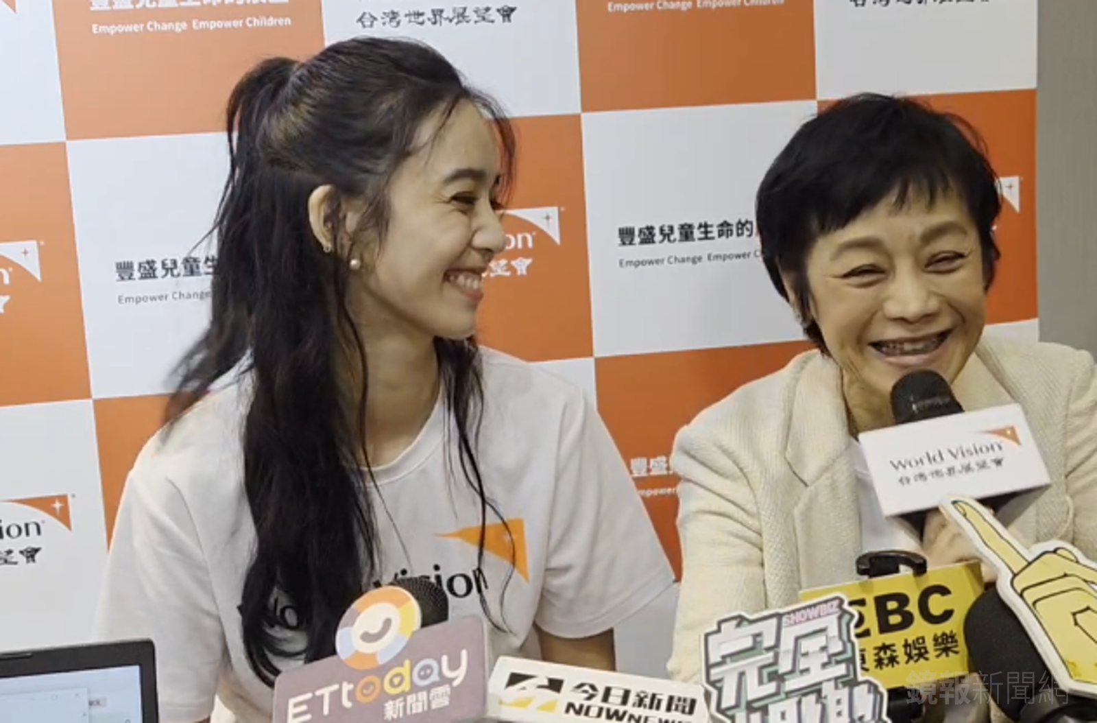 陳庭妮（左）和張艾嘉（右）出席世界展望會活動分別被問到生子和催生話題。李鍾泉攝