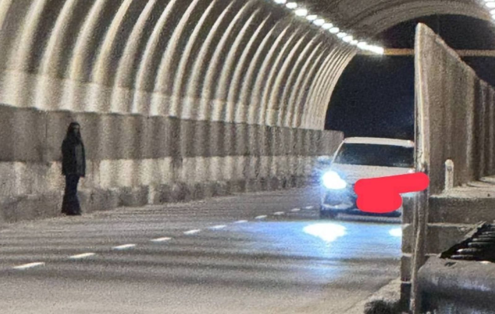 毛毛的!基隆隧道「拍到黑色鬼影」詭異畫面瘋傳…警方調監視器揭真相