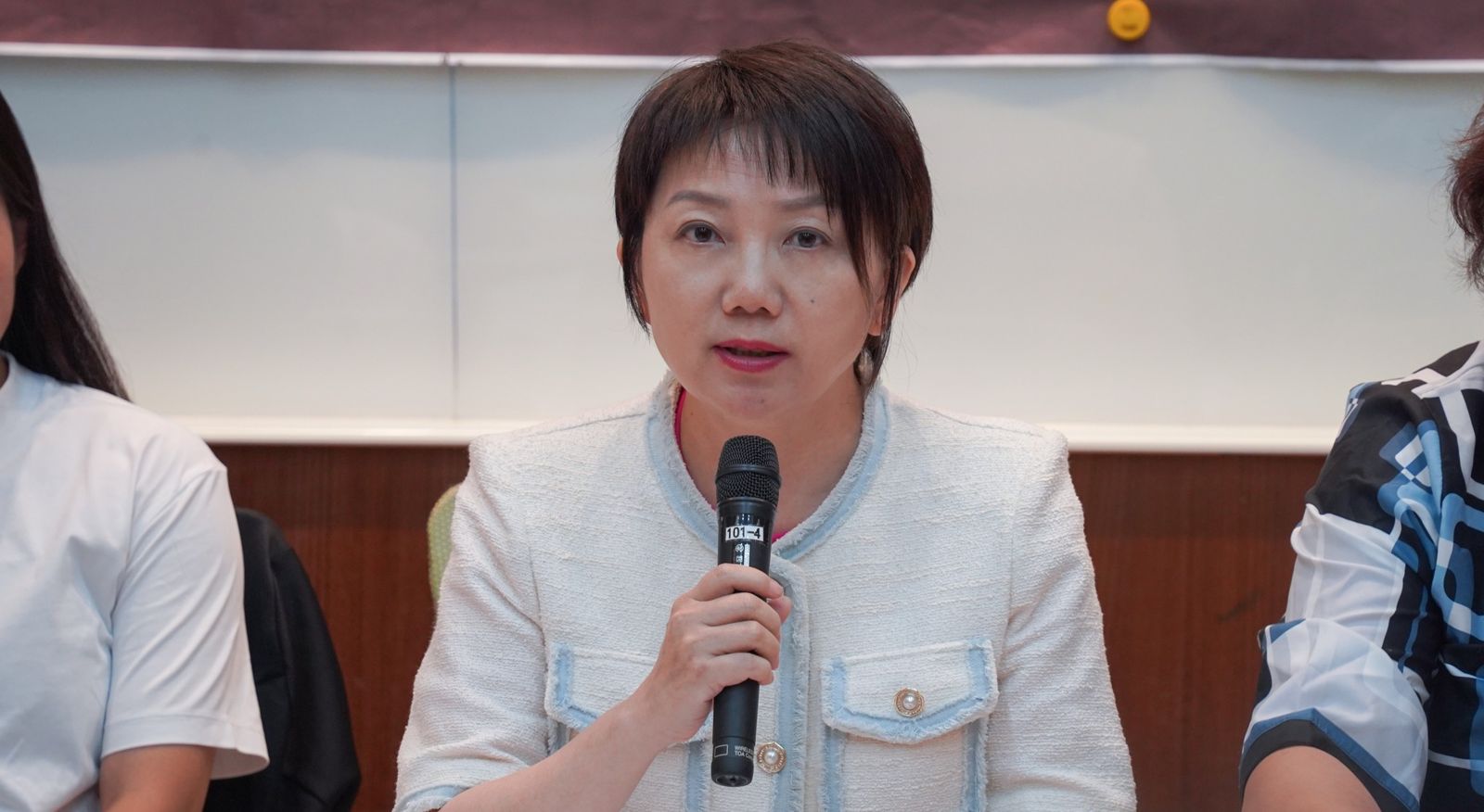 民進黨立委范雲積極追查台師大女足隊抽血案。（資料照片／范雲國會辦公室提供）