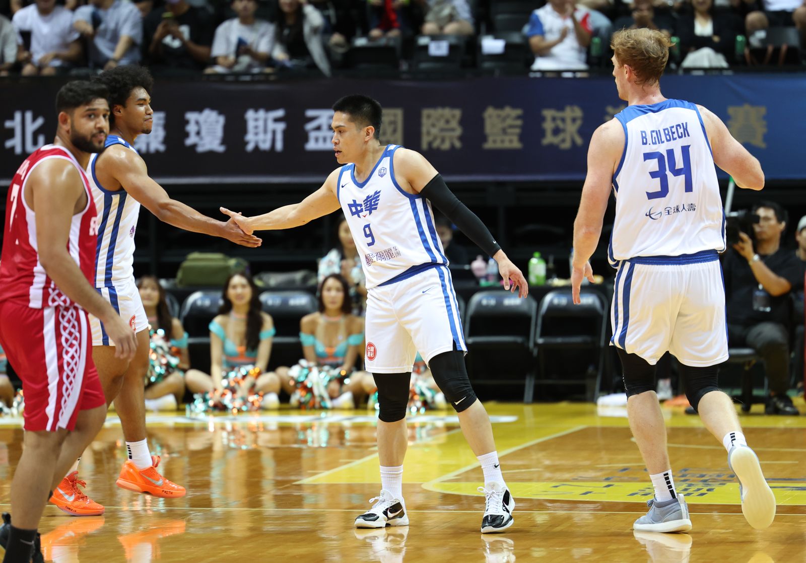 籃球／亞洲盃男籃「旅外三俠」領銜　賀家兄弟進入培訓名單