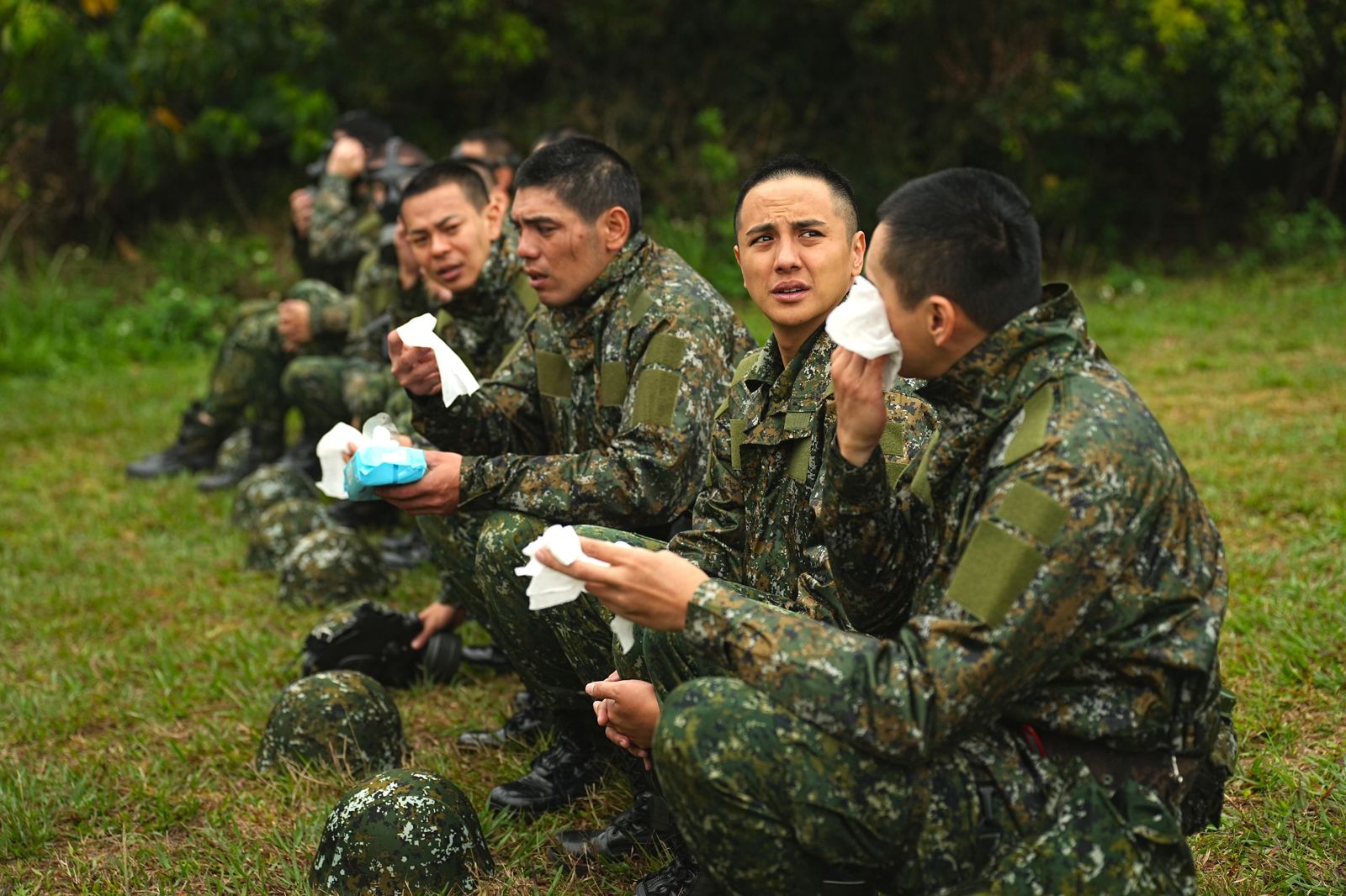 毒氣使星兵們相當不適應。台視提供