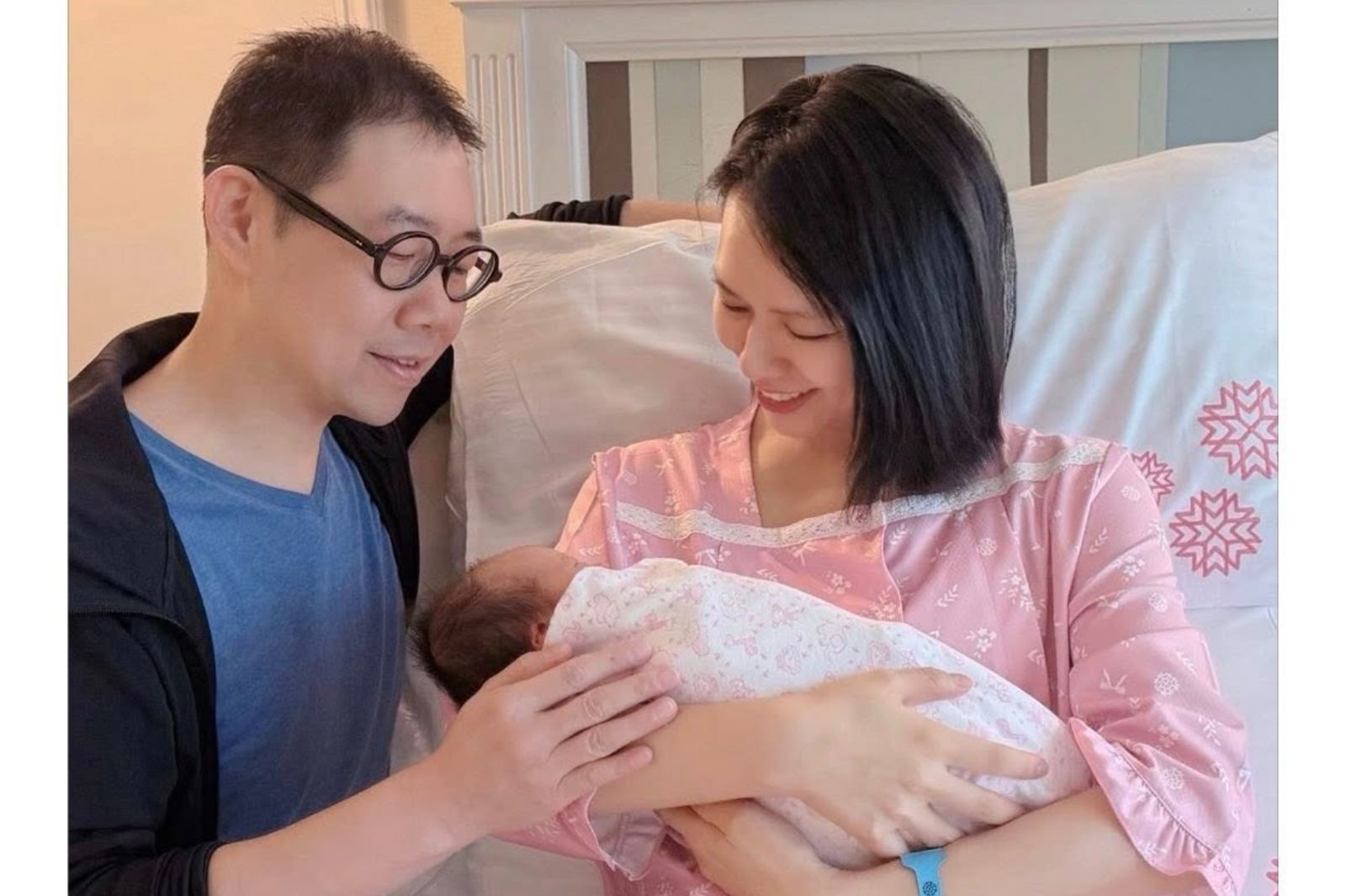 快訊/恭喜!夏于喬宣布女兒出生 曝一家三口「大手牽小手」溫馨全家福